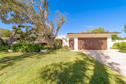 1040 PALM DRIVE BELLEAIR BEACH FL 33786