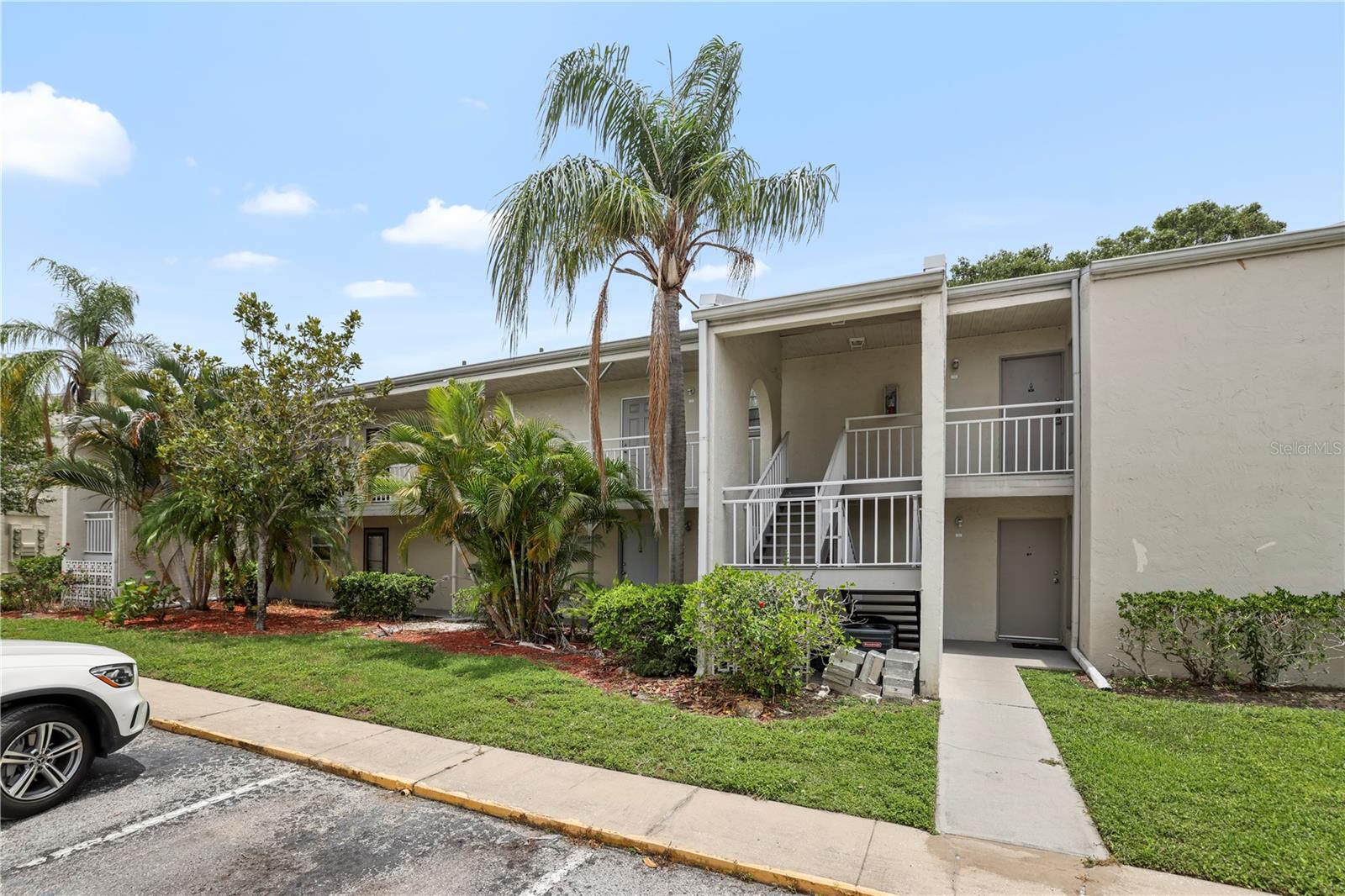 Fantastic Clearwater Location – Coachman Creek Condos
1 Bedroom | 1 Bath | Pool View
Welcome to this spacious and well-maintained 1-bedroom, 1-bath condo in the highly sought-after Coachman Creek community. Enjoy stunning pool views from your private enclosed porch and a light-filled interior featuring tile flooring throughout.
Step into a generous foyer that opens into a bright living and dining area with charming garden views. The kitchen offers ample cabinet space and a window view, perfect for everyday living. The large primary bedroom easily fits full-size furniture and features sliding glass doors to the enclosed porch overlooking the pool.
Additional highlights include an in-unit laundry area with newer washer and dryer, plenty of storage, and an open-concept layout ideal for entertaining or relaxing.
Community Amenities:
Two swimming pools, Tennis Courts, Clubhouse, walking trails with preserve and nature views
HOA includes: Water, sewer, and trash services.
Prime location close to shopping, restaurants, theaters, and everyday conveniences. Just a short commute to Tampa, St. Petersburg, area airports, sporting venues, and the world-famous beaches.
Move-in ready – just bring your toothbrush!
Furniture included!