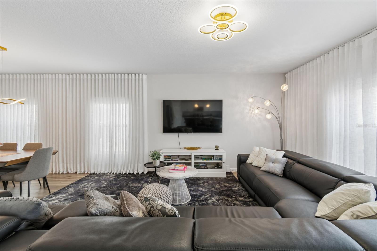 SCENIC TERRACE SOUTH PH 1 - Residential
