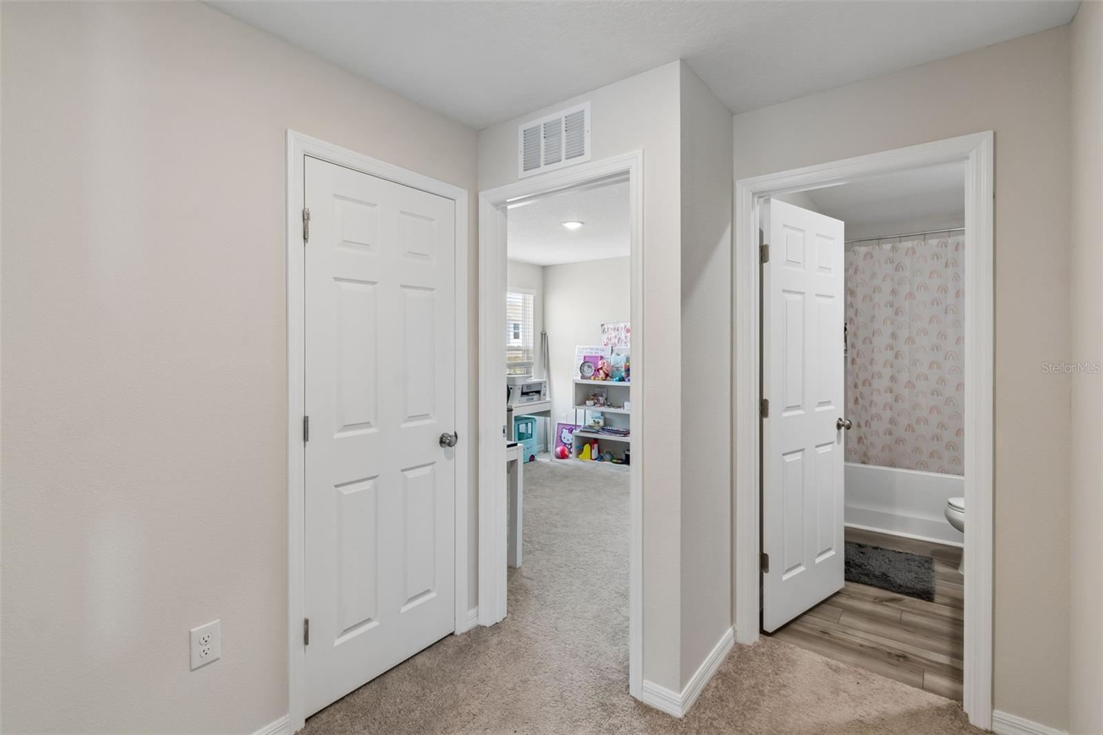 SCENIC TERRACE SOUTH PH 1 - Residential