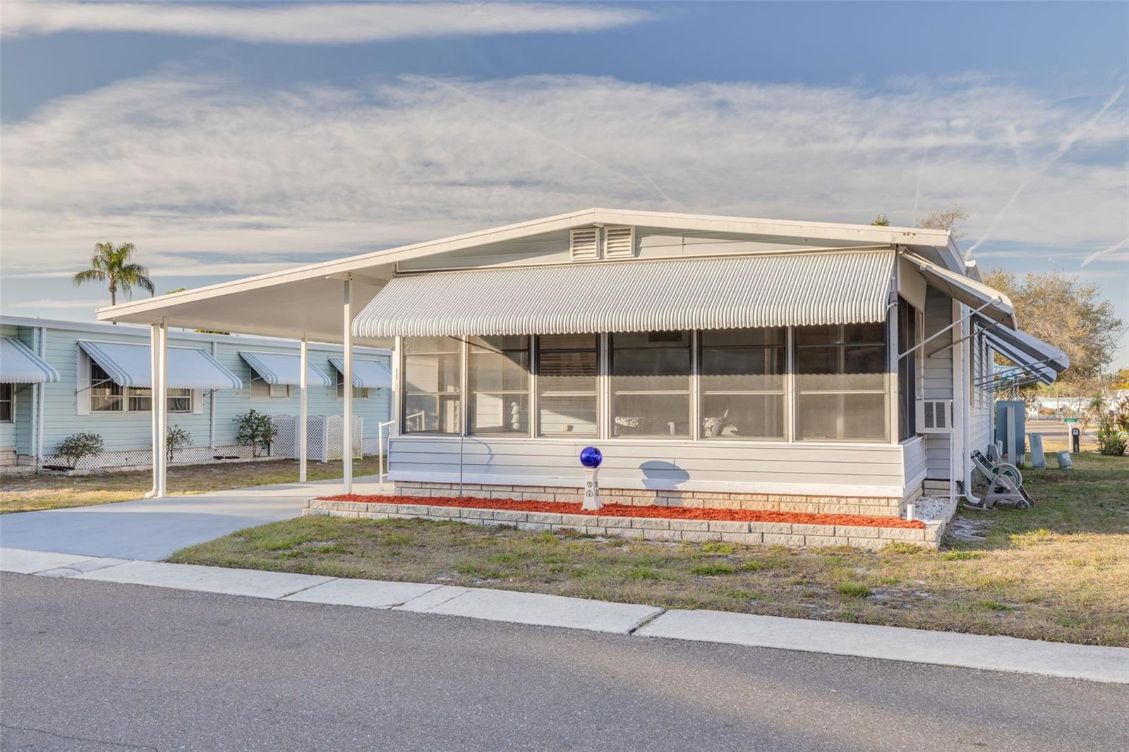 29250 US HIGHWAY 19 N 537