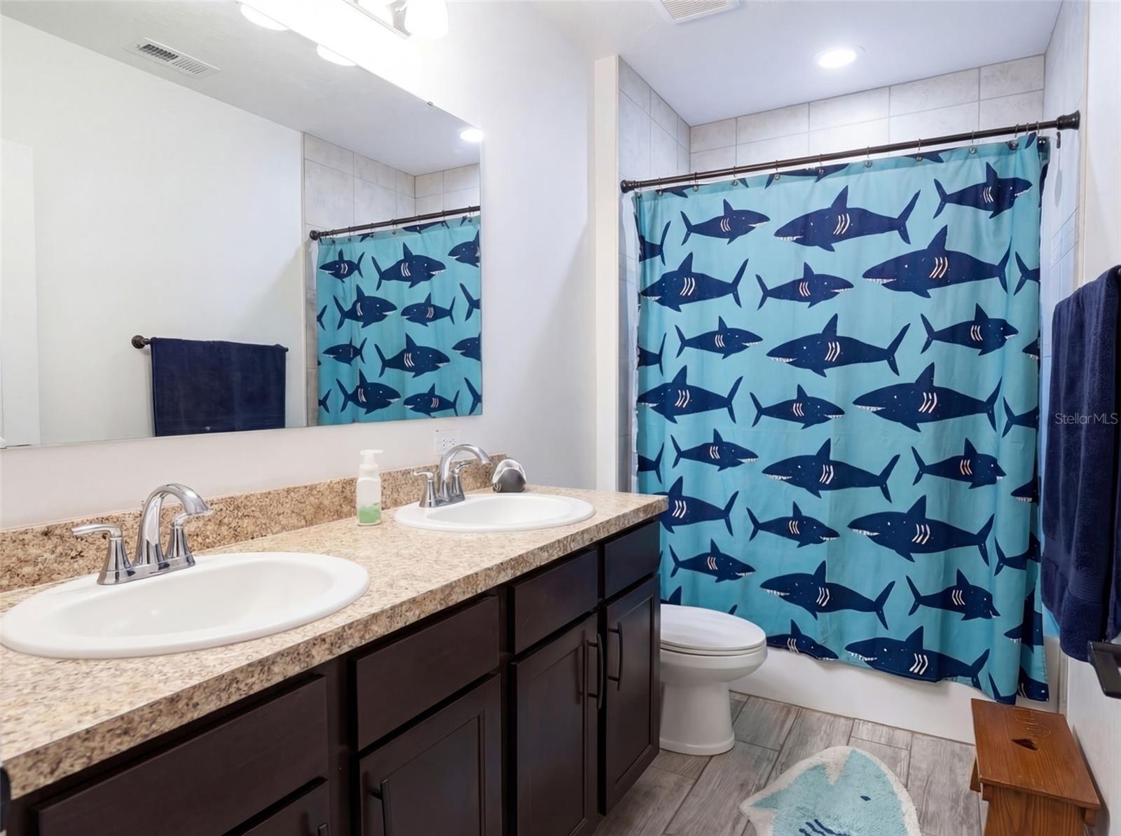 MALLORY SQUARE-PH 2 - Residential