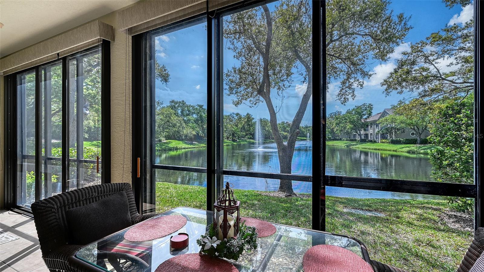 BOTANICA - Residential