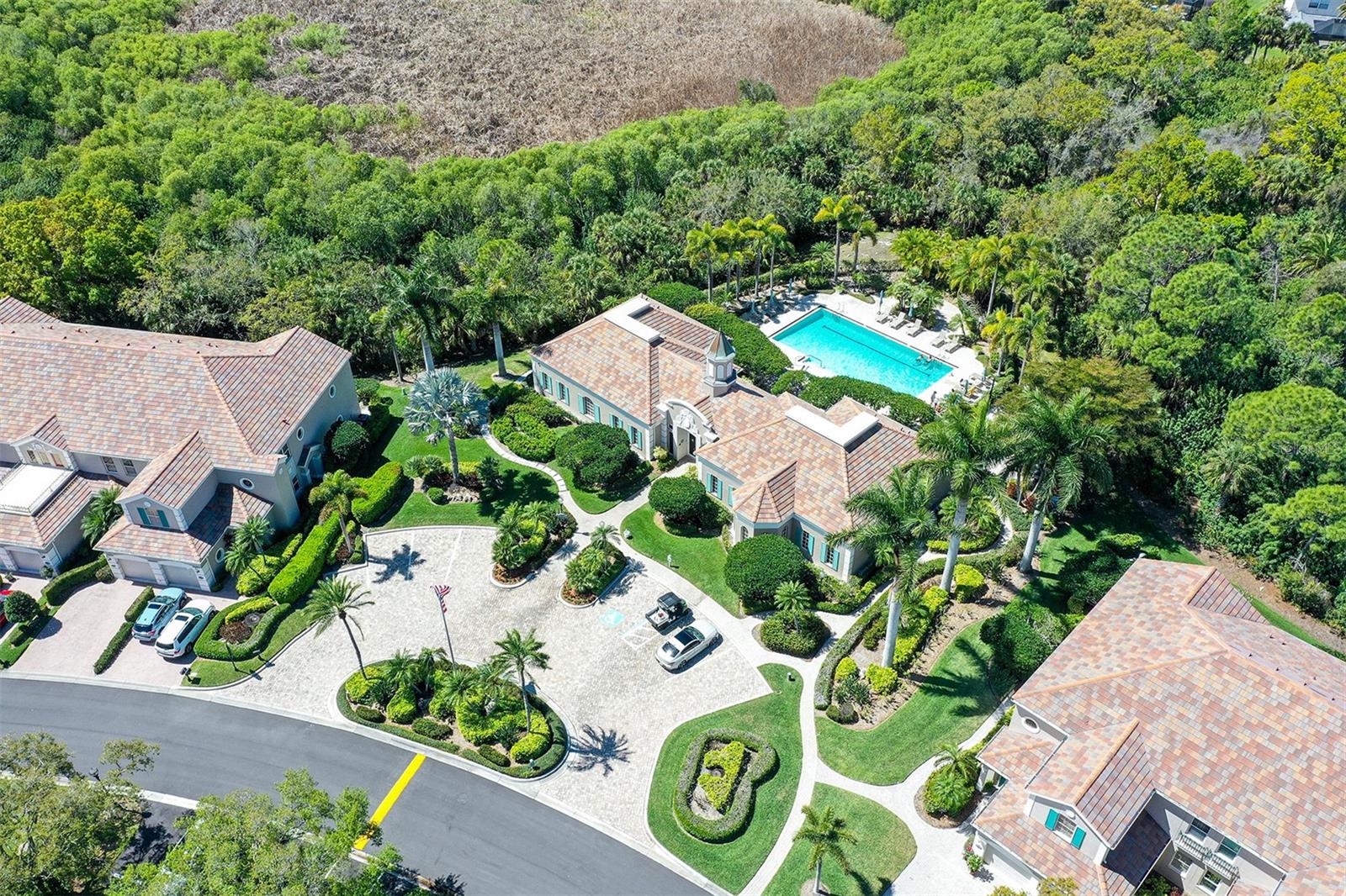 BOTANICA - Residential