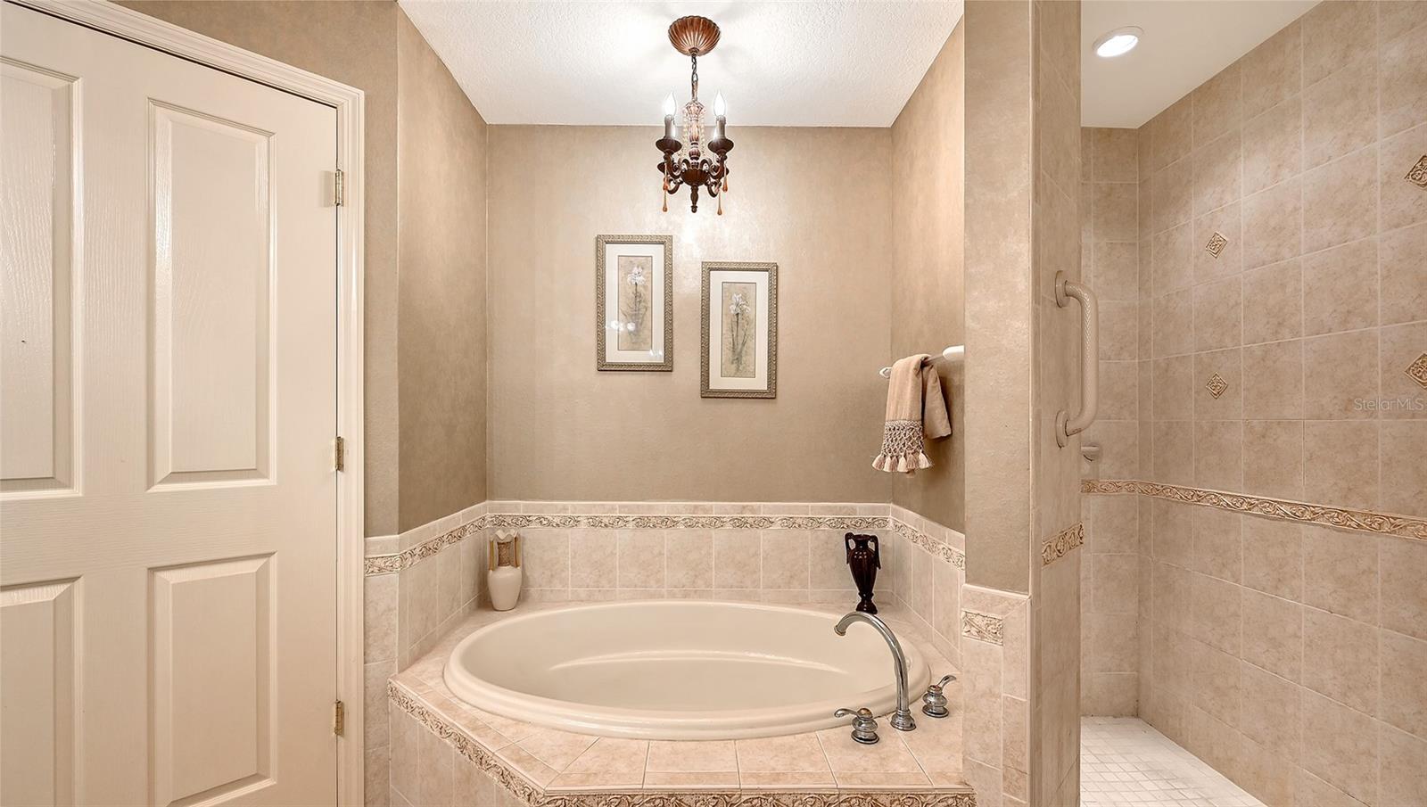 BOTANICA - Residential