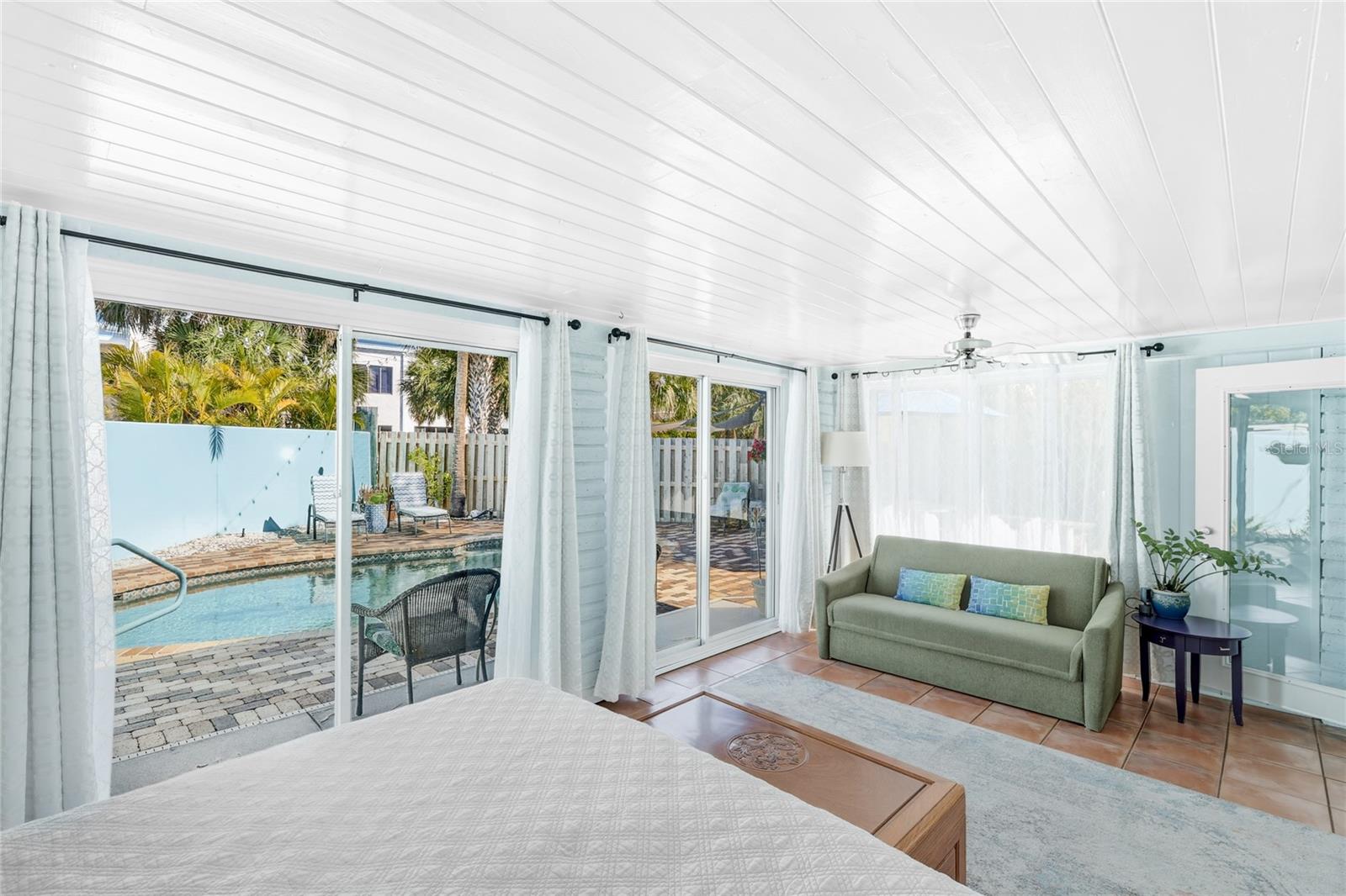 HIGH POINT CIRCLE - Residential