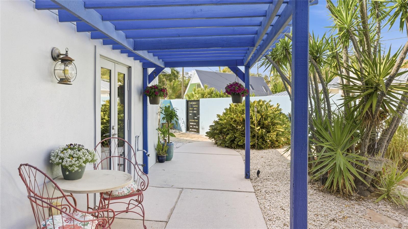 HIGH POINT CIRCLE - Residential