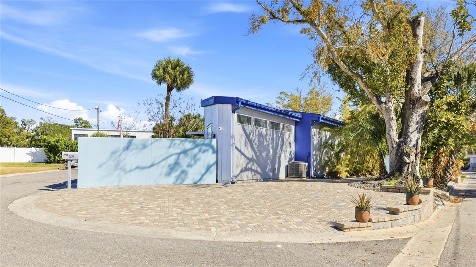 1939 HIGH POINT DRIVE