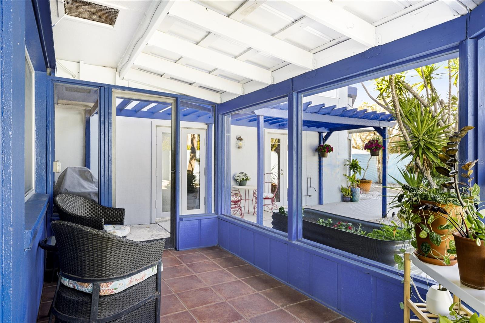 HIGH POINT CIRCLE - Residential