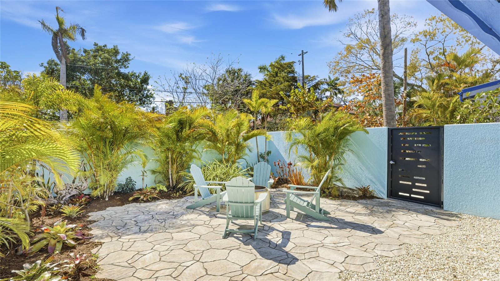 HIGH POINT CIRCLE - Residential