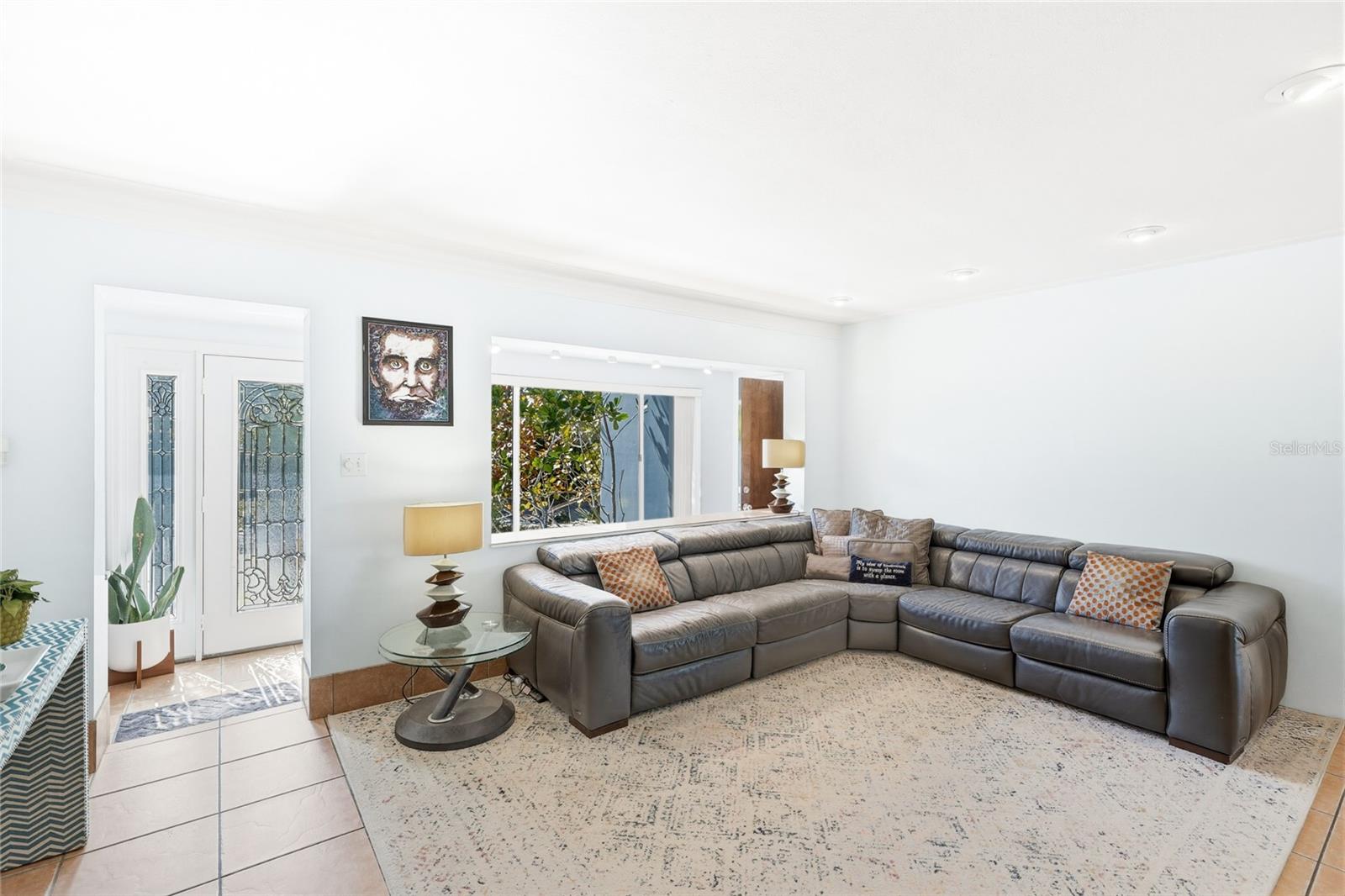 HIGH POINT CIRCLE - Residential