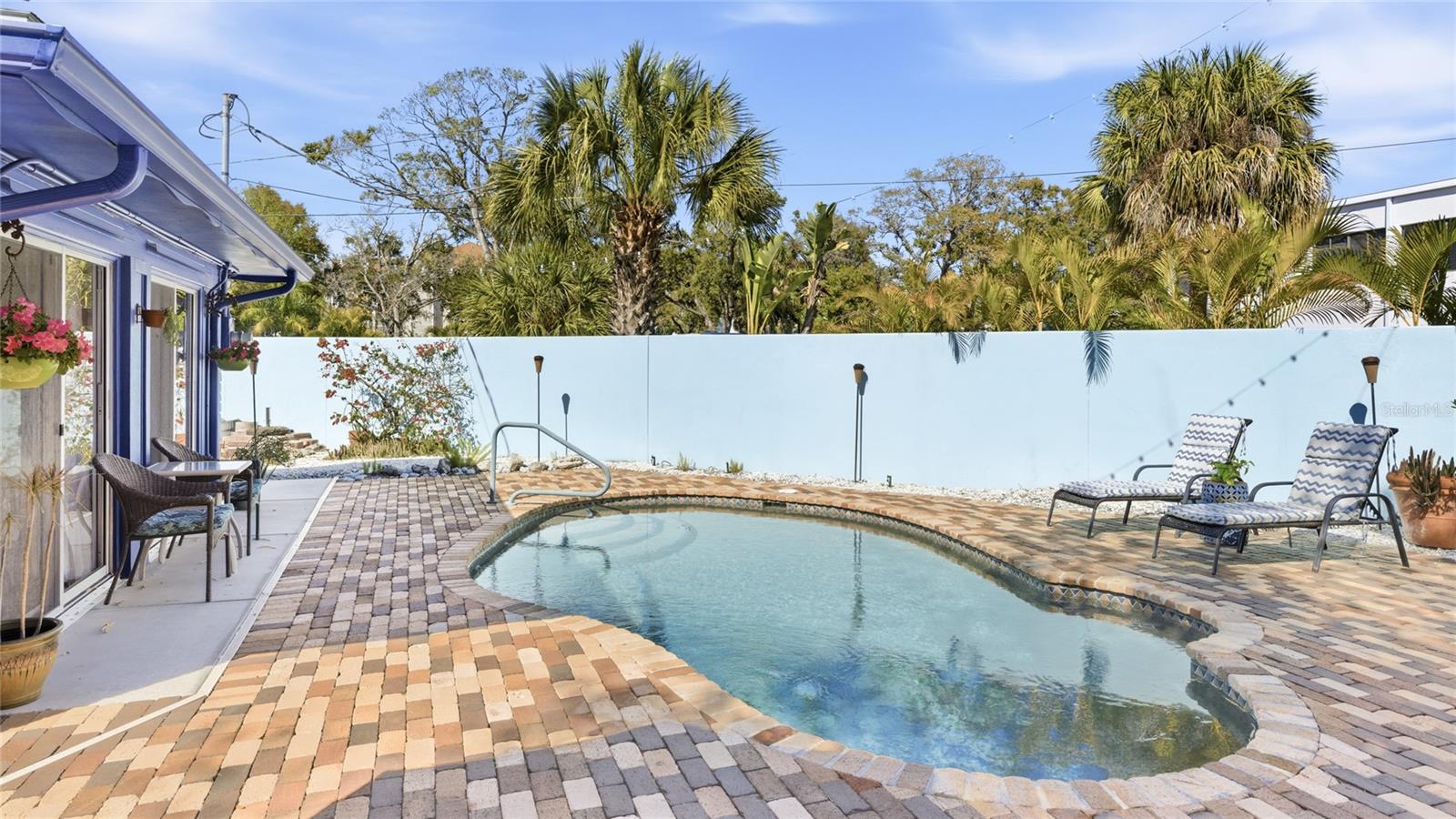 HIGH POINT CIRCLE - Residential