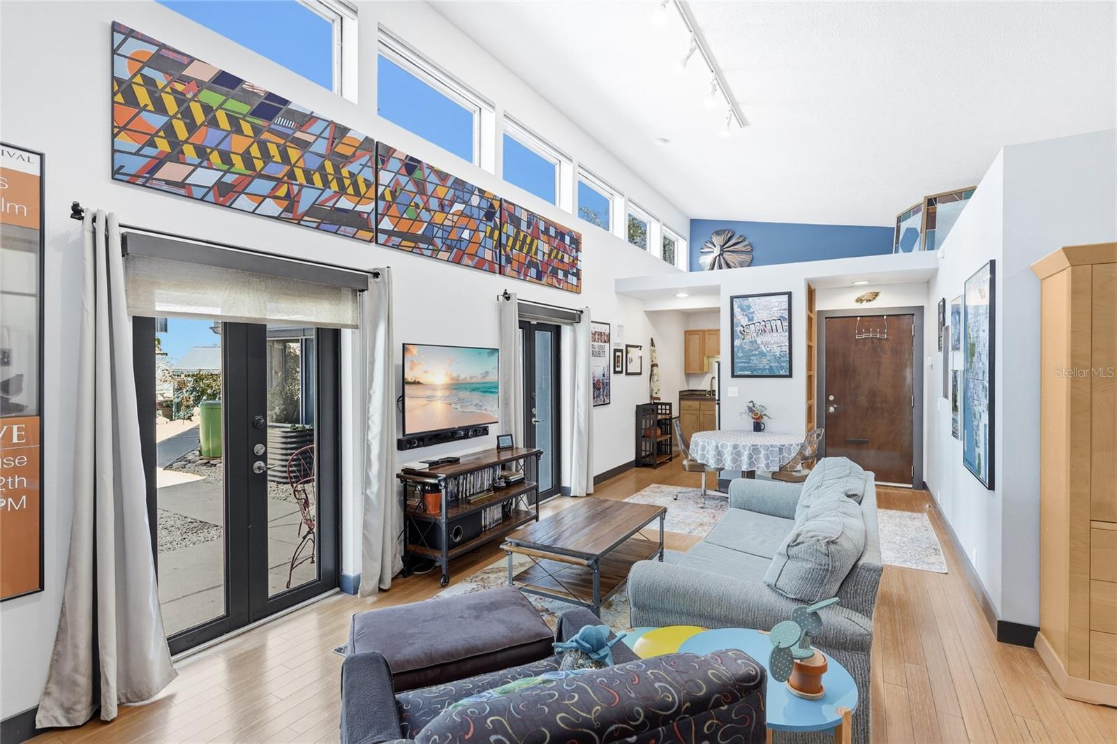 HIGH POINT CIRCLE - Residential