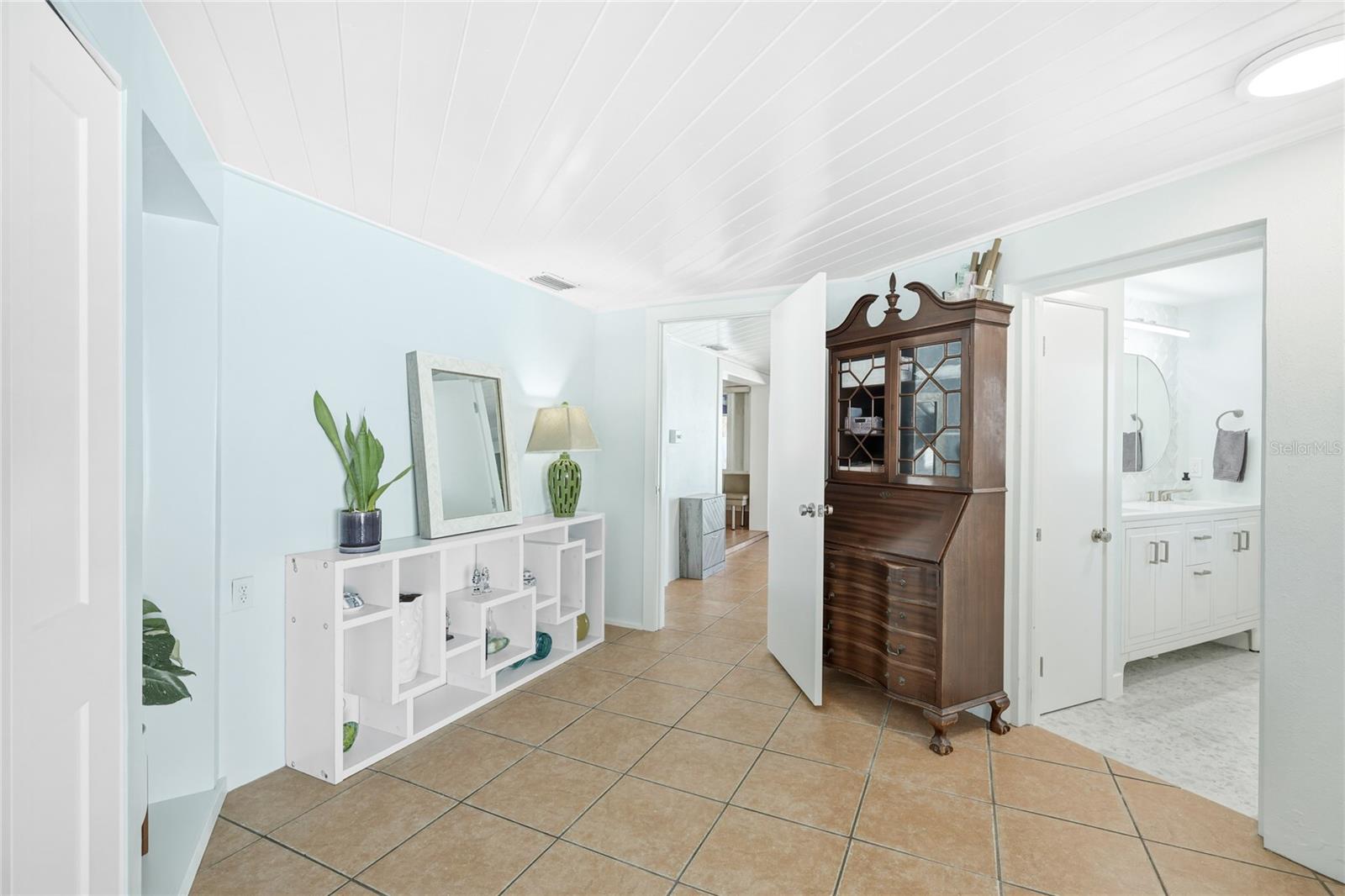 HIGH POINT CIRCLE - Residential