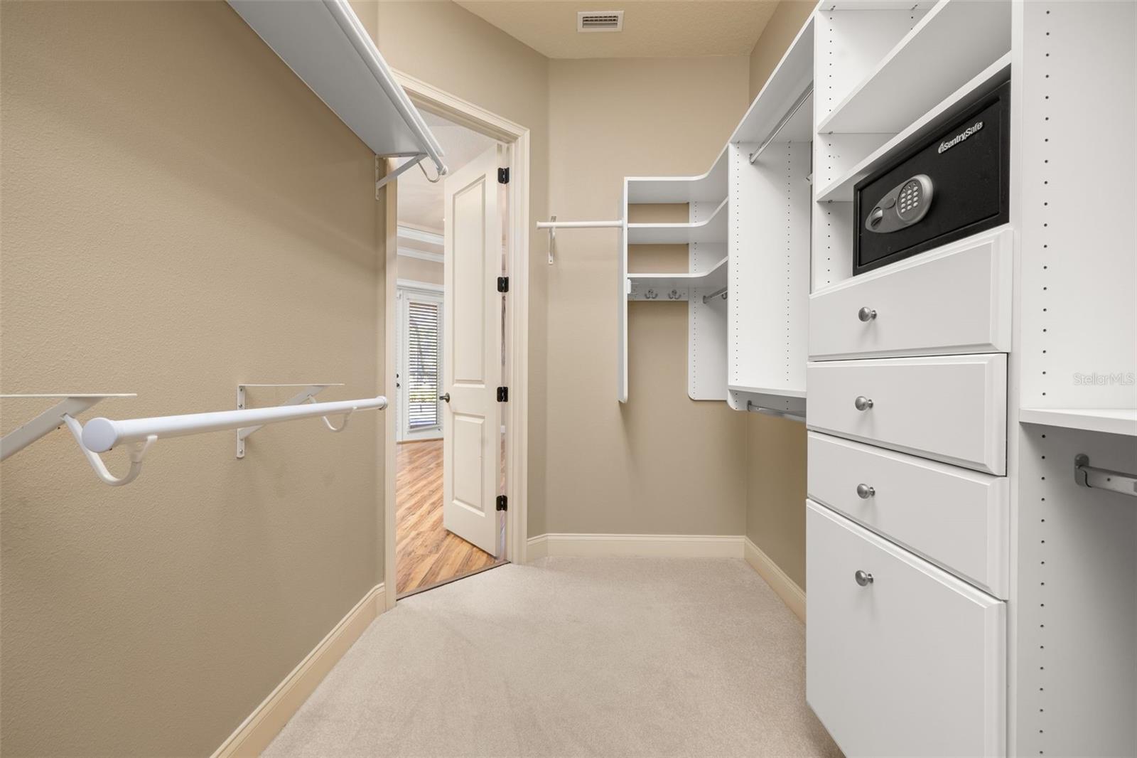 EAGLEBROOKE NORTH - Residential