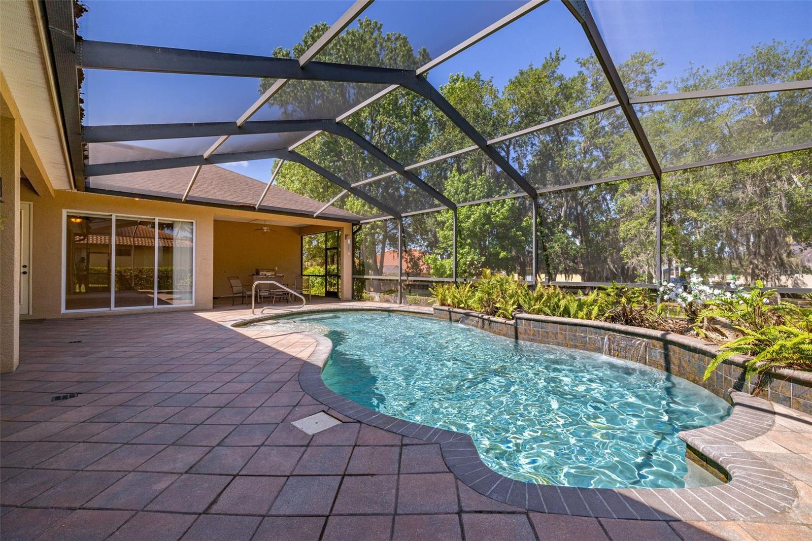 EAGLEBROOKE NORTH - Residential