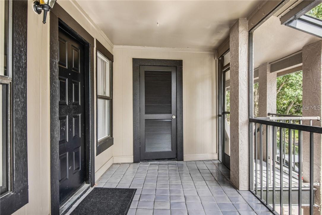 NORTH OAKS CONDO VIII - Residential Lease