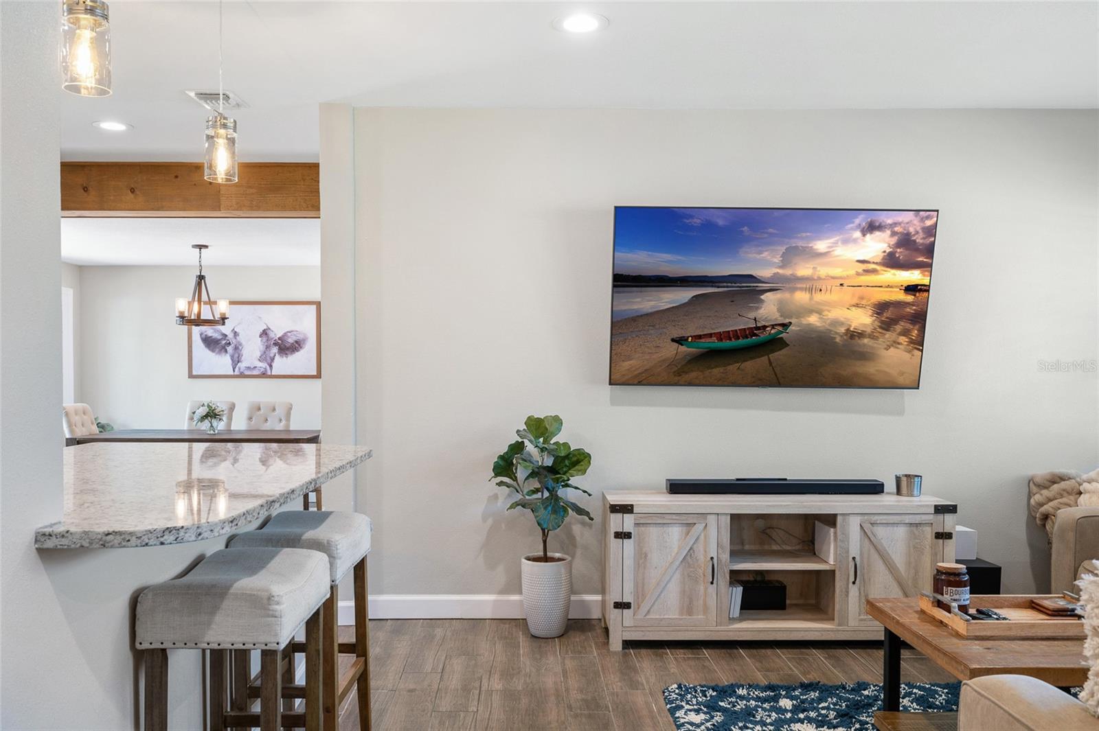 4105 W FAIR OAKS AVENUE