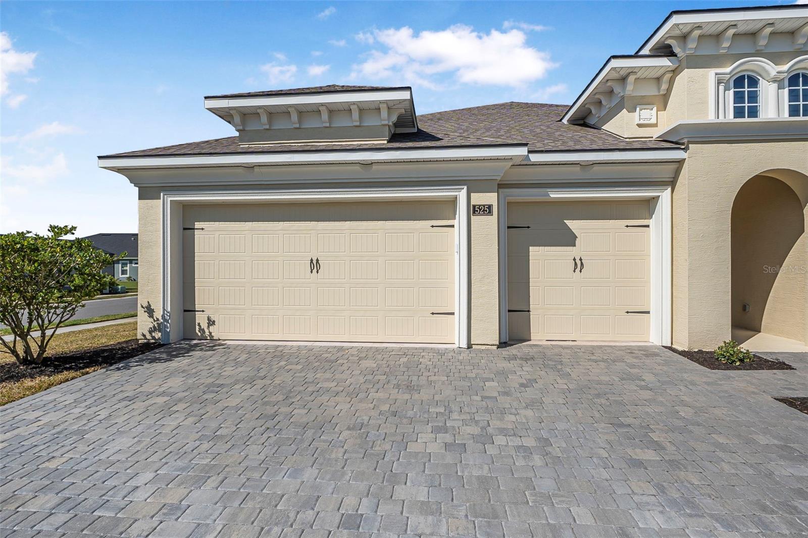 525 MOSAIC BOULEVARD