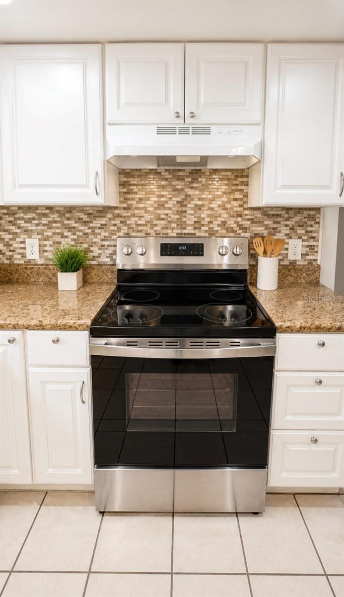 HAWTHORNE VILLAGE - Residential Lease