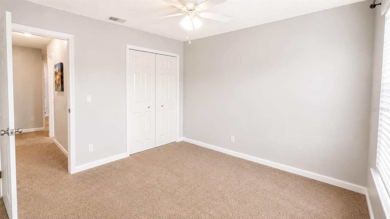 HAWTHORNE VILLAGE - Residential Lease