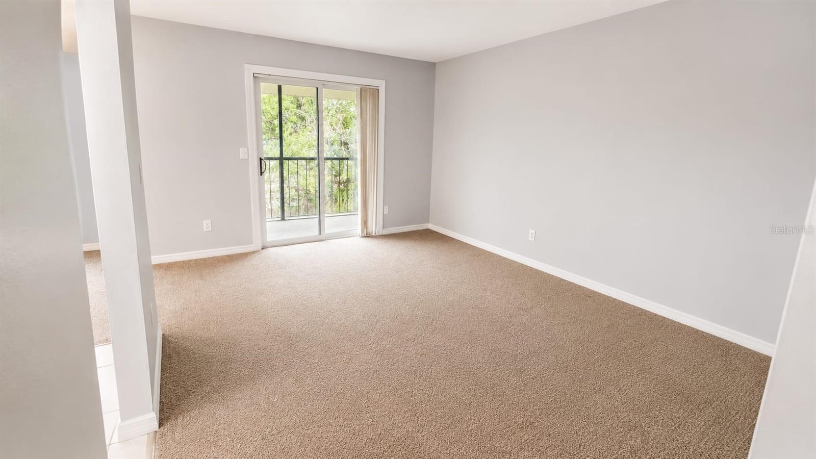 HAWTHORNE VILLAGE - Residential Lease
