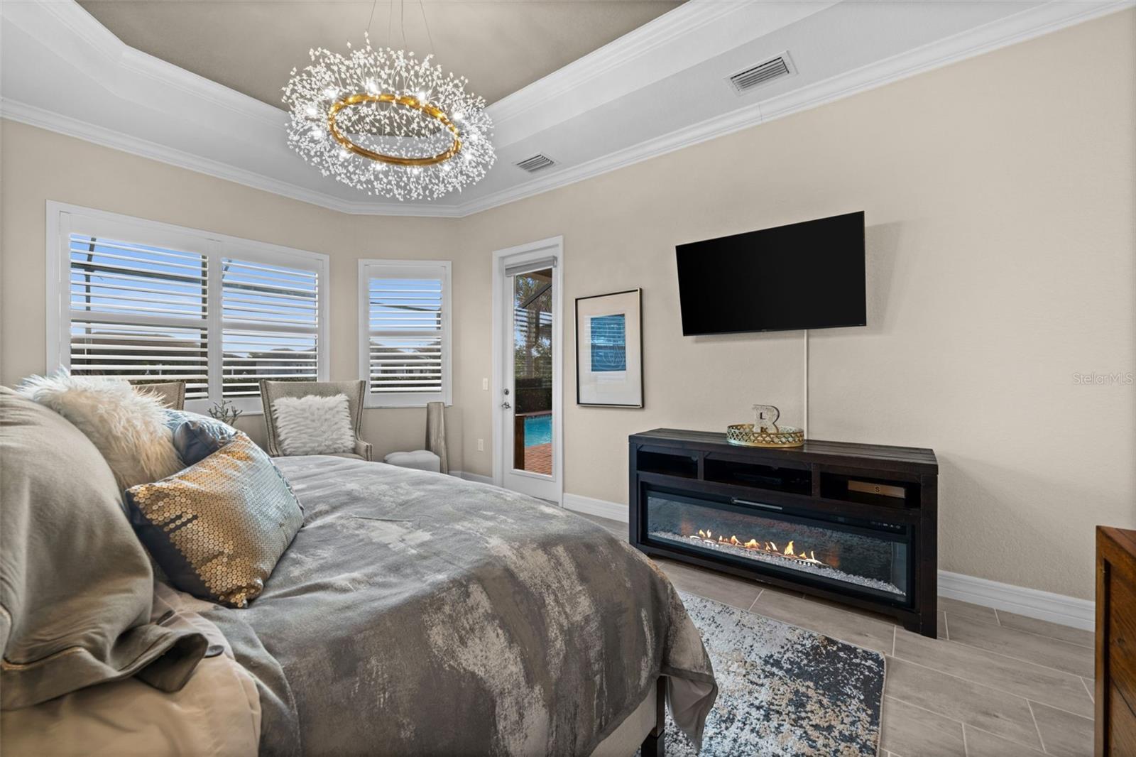 HARBOR WEST - Residential