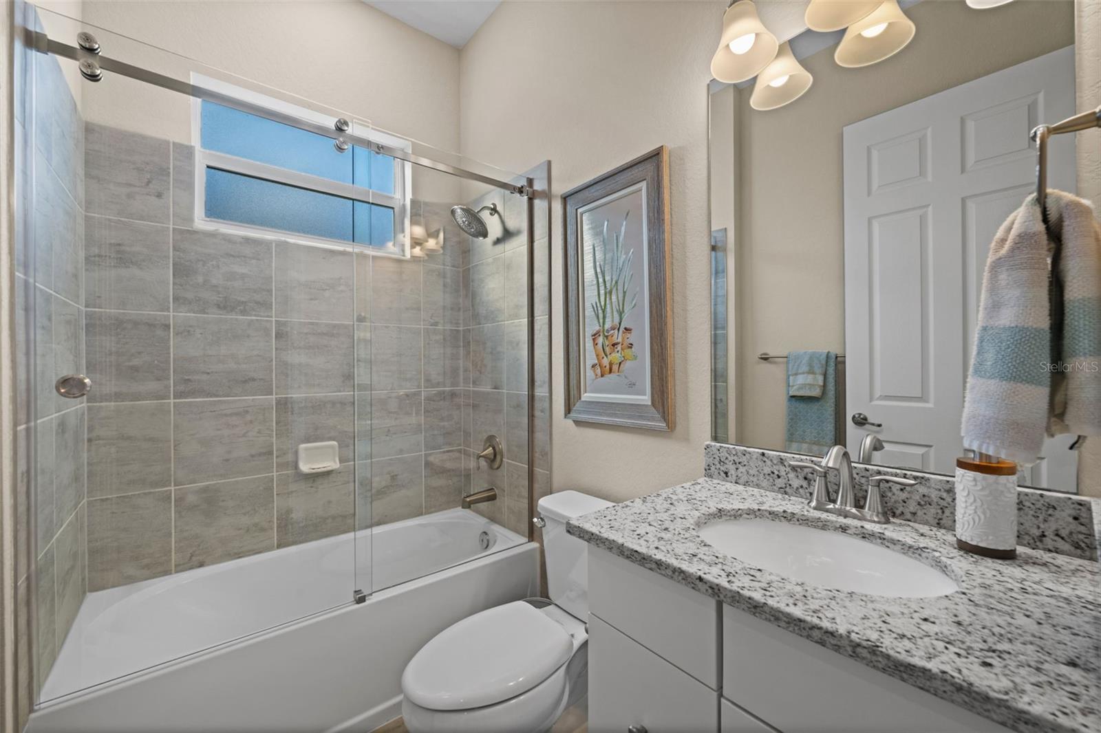 HARBOR WEST - Residential