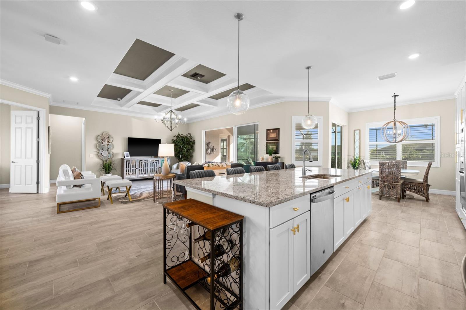 HARBOR WEST - Residential