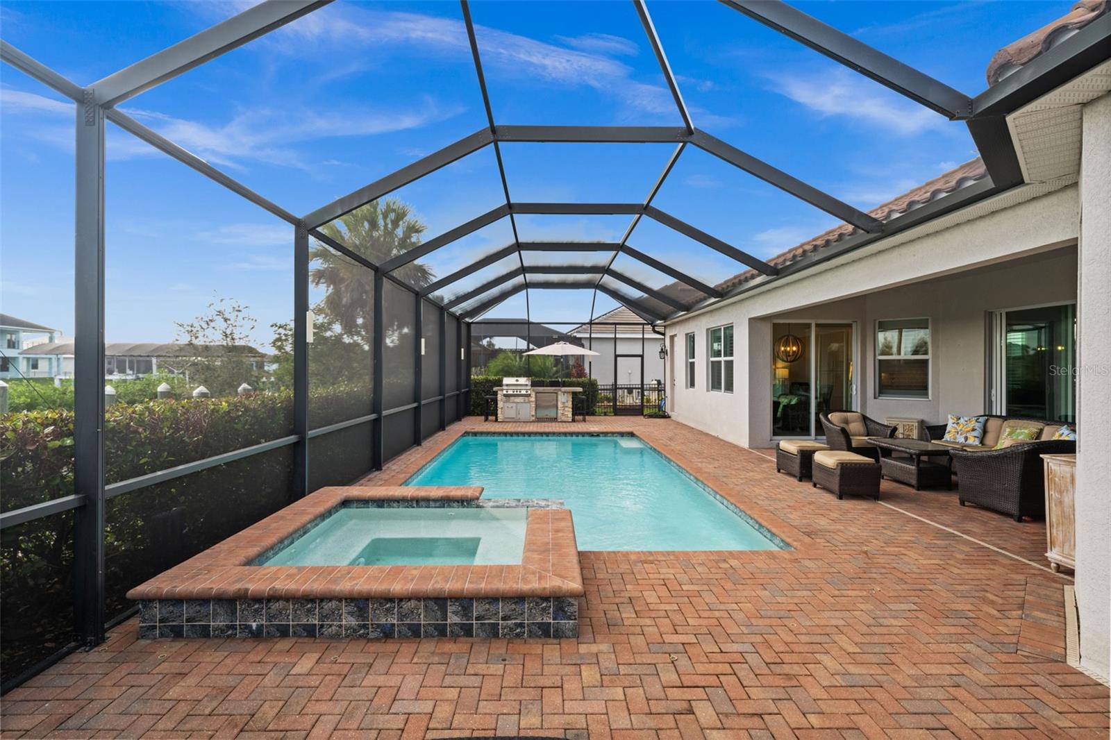 HARBOR WEST - Residential