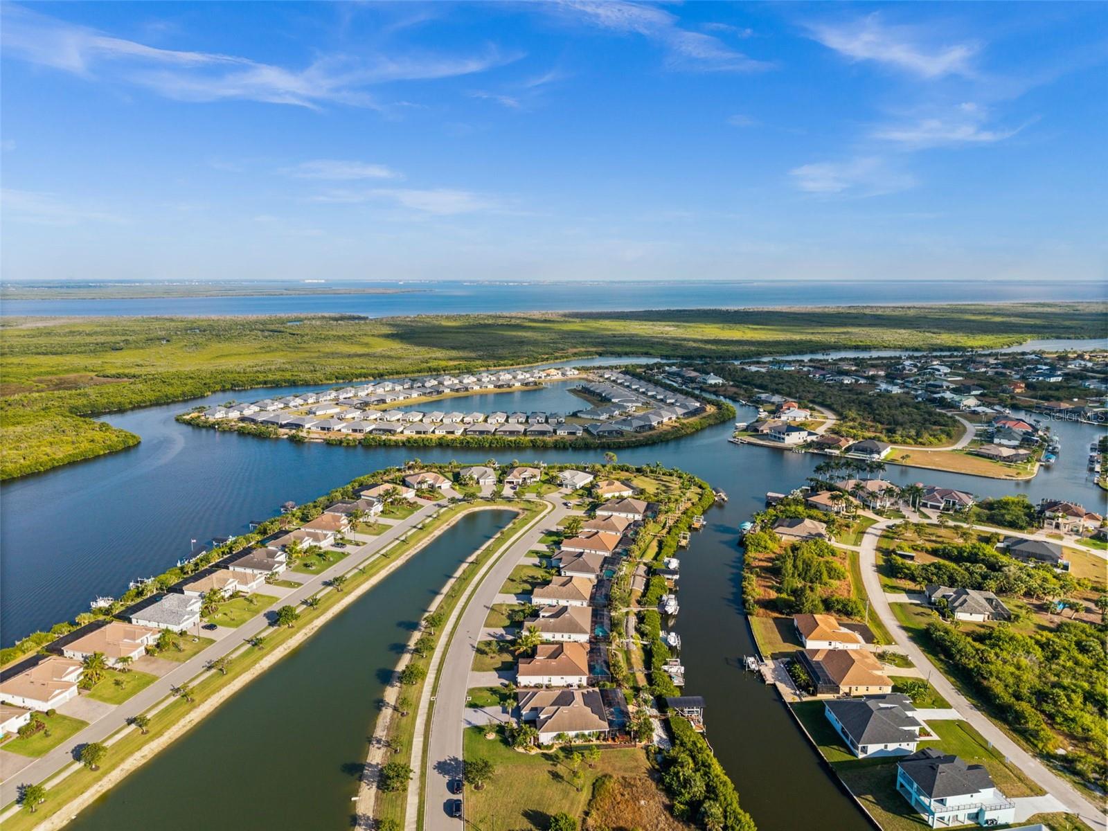 HARBOR WEST - Residential