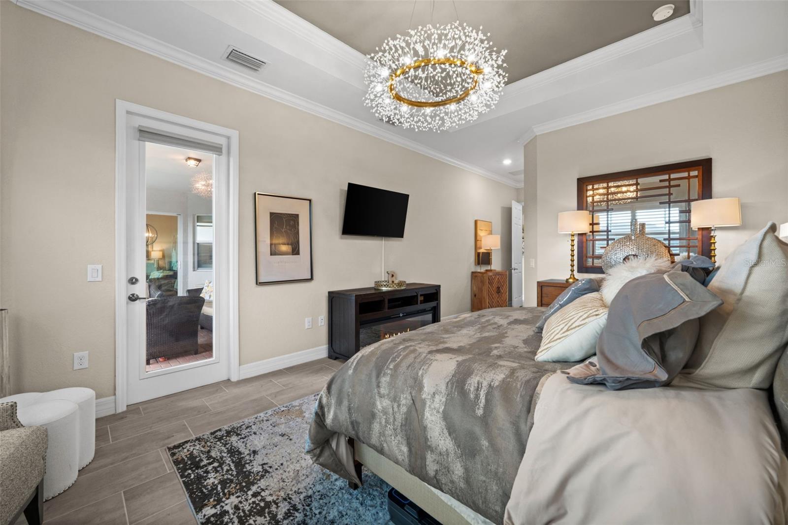 HARBOR WEST - Residential