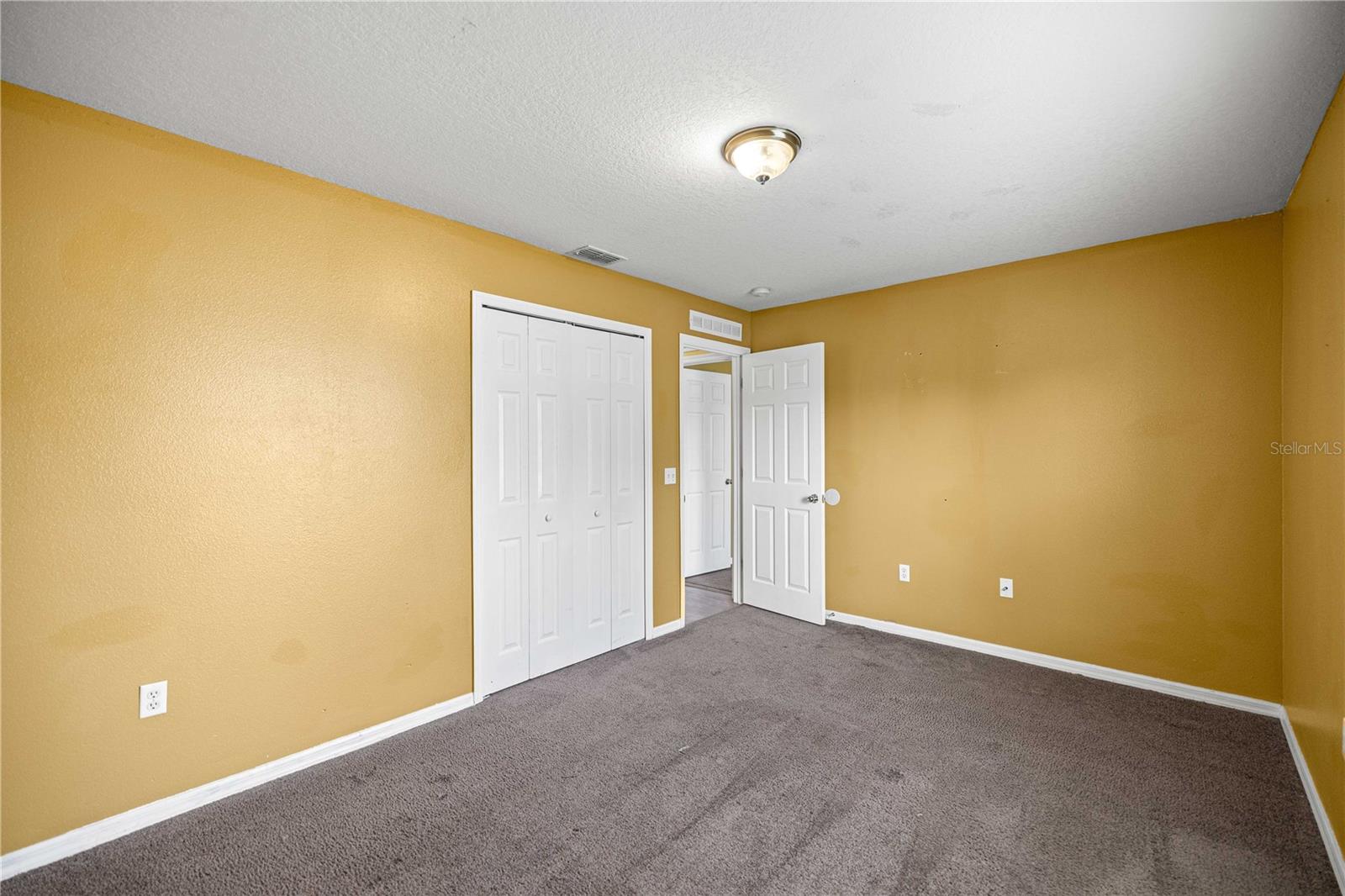 MARION OAKS UN 01 - Residential