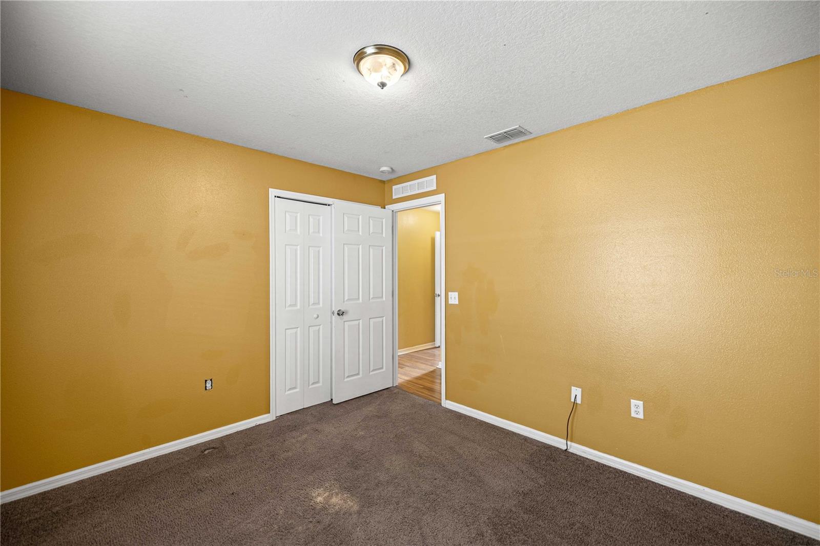 MARION OAKS UN 01 - Residential