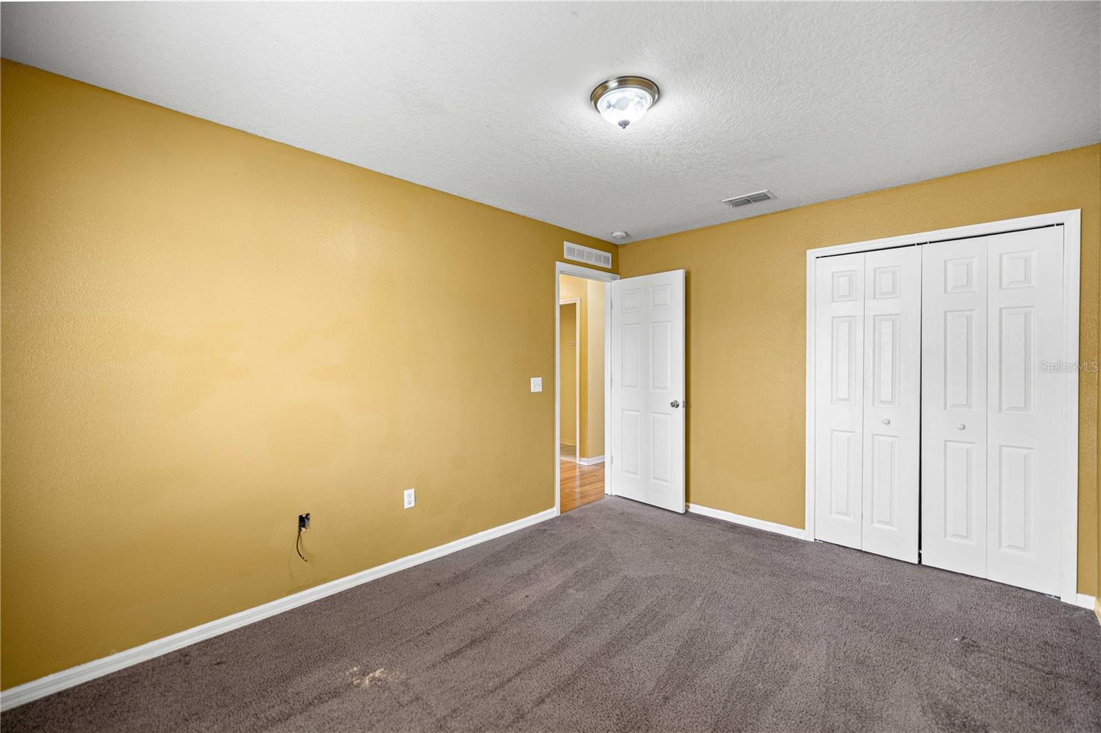 MARION OAKS UN 01 - Residential