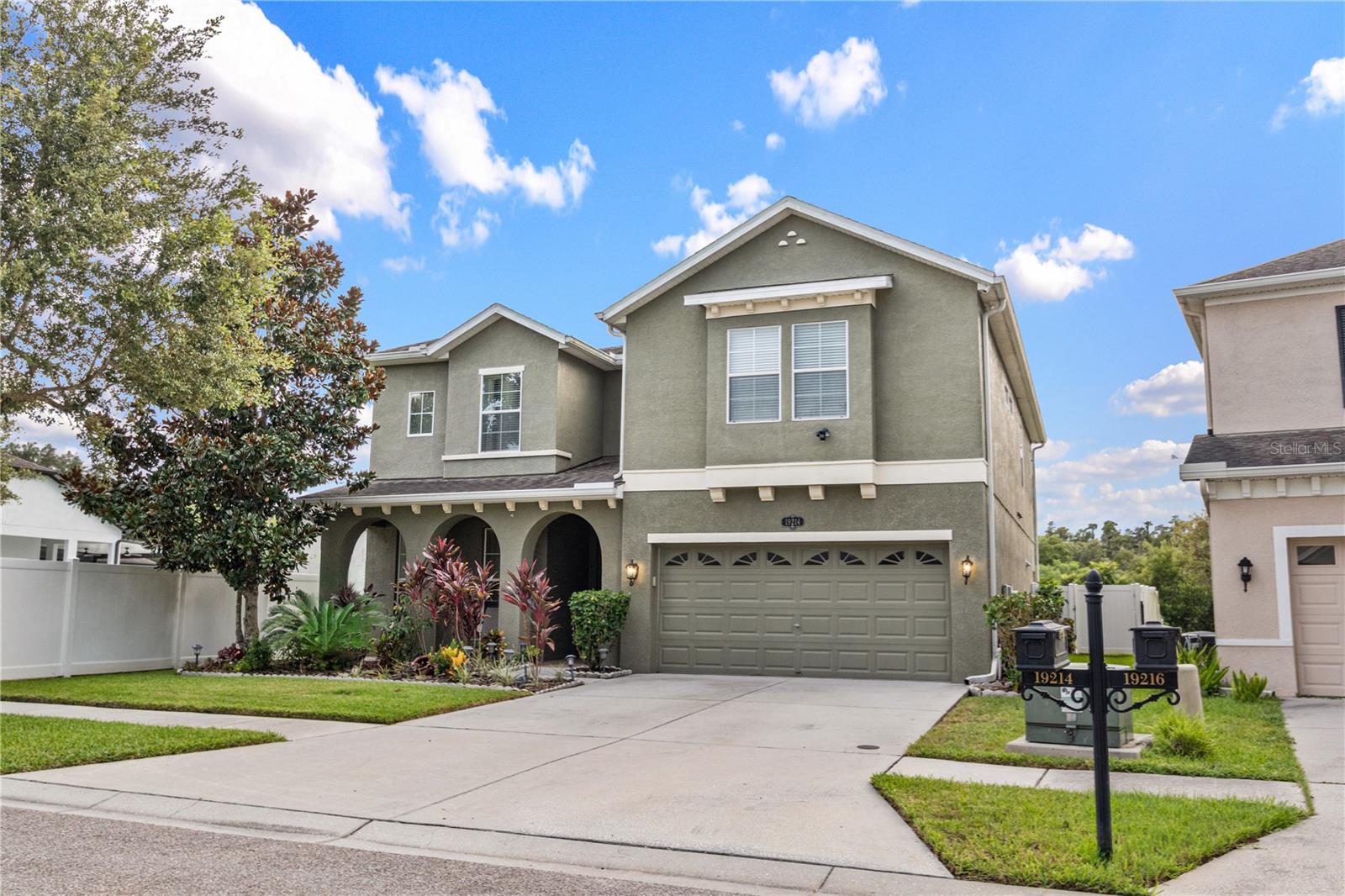 19214 EARLY VIOLET DRIVE NE