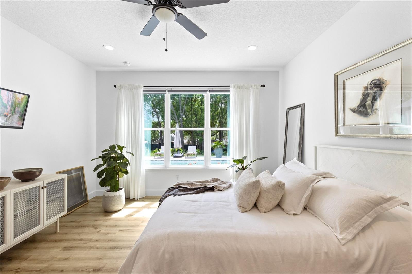 HARBAR OAKS - Residential