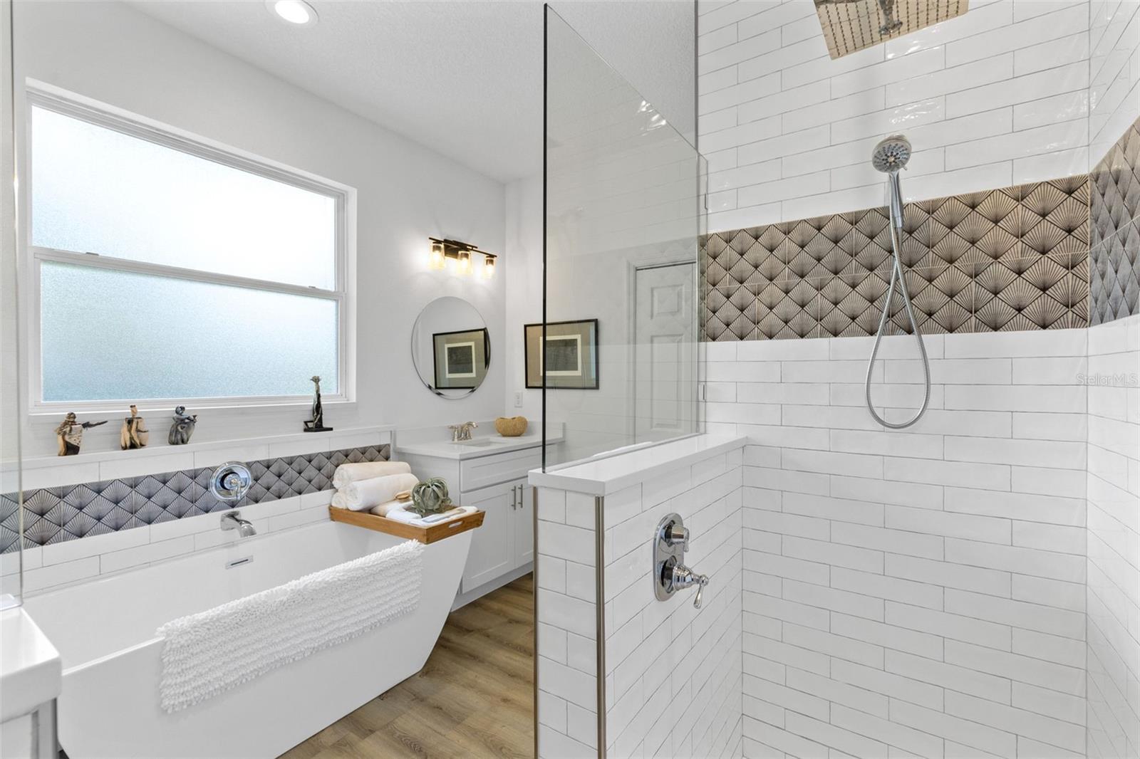 HARBAR OAKS - Residential