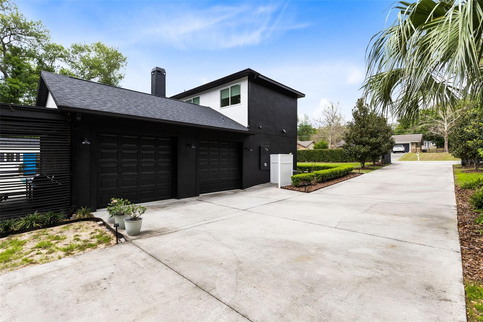 HARBAR OAKS - Residential