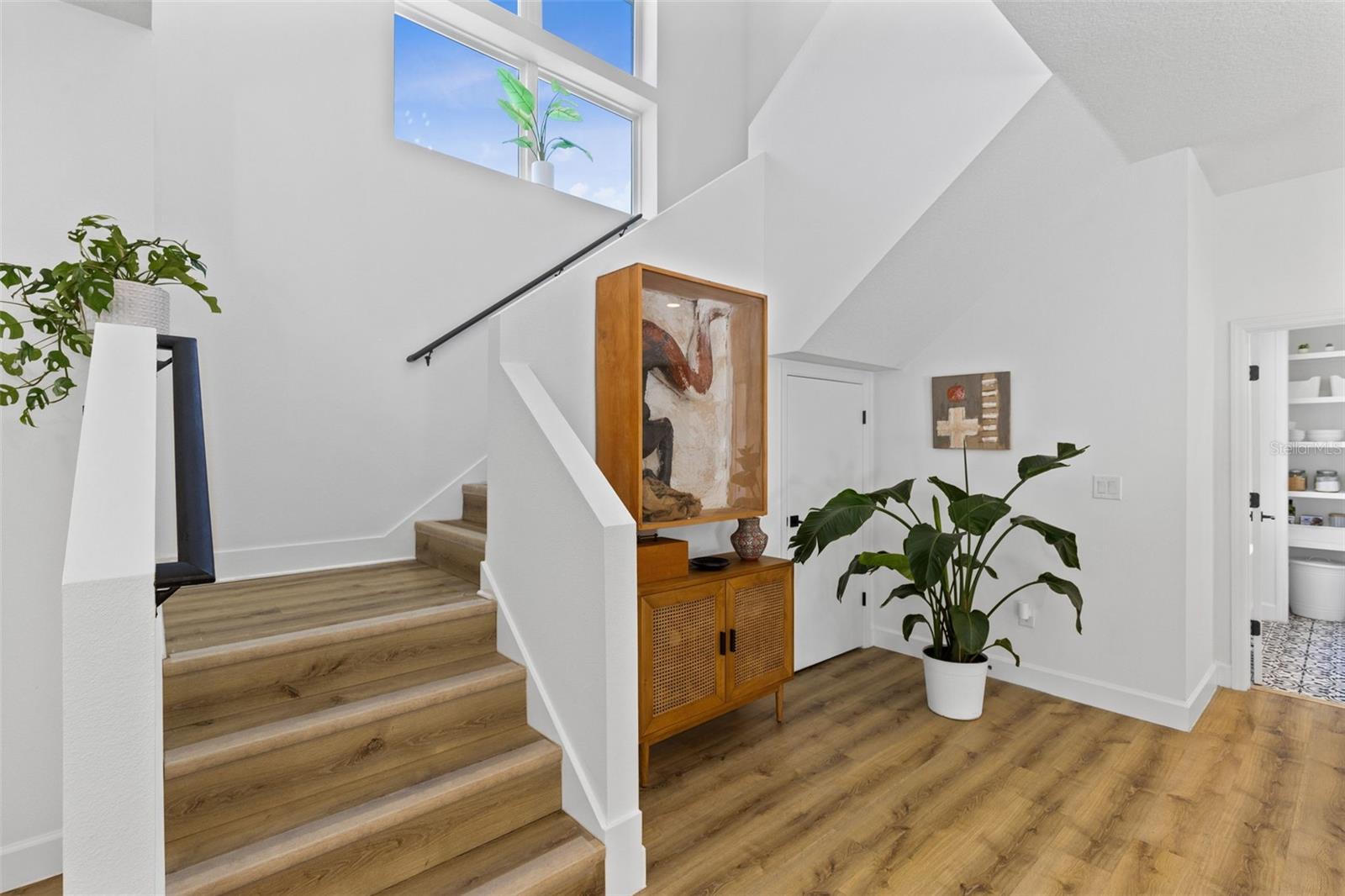 HARBAR OAKS - Residential