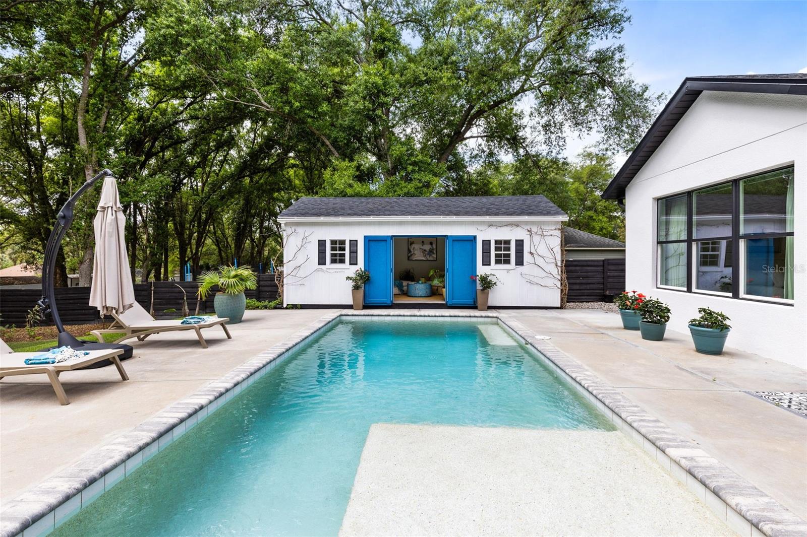 HARBAR OAKS - Residential