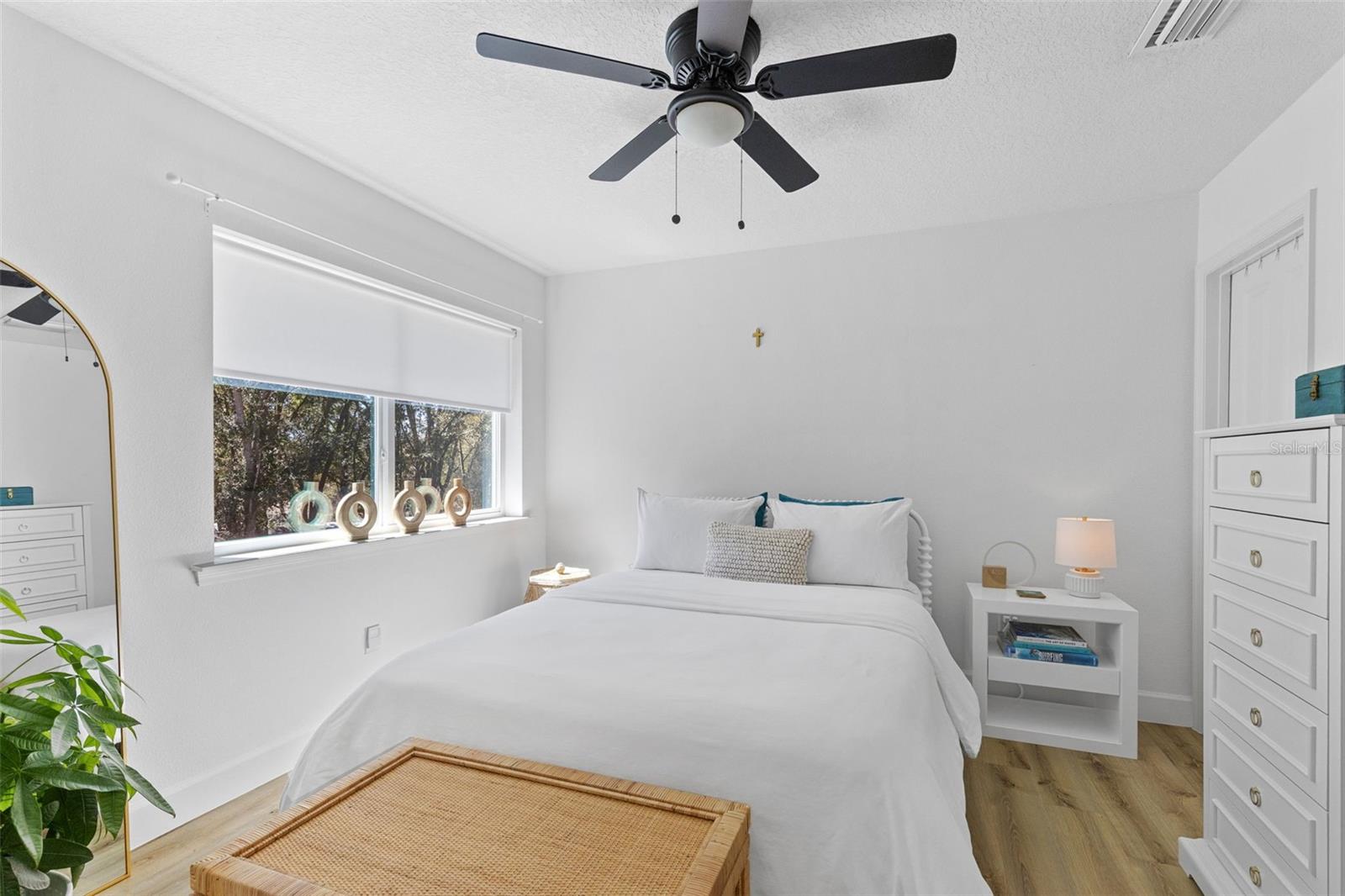 HARBAR OAKS - Residential