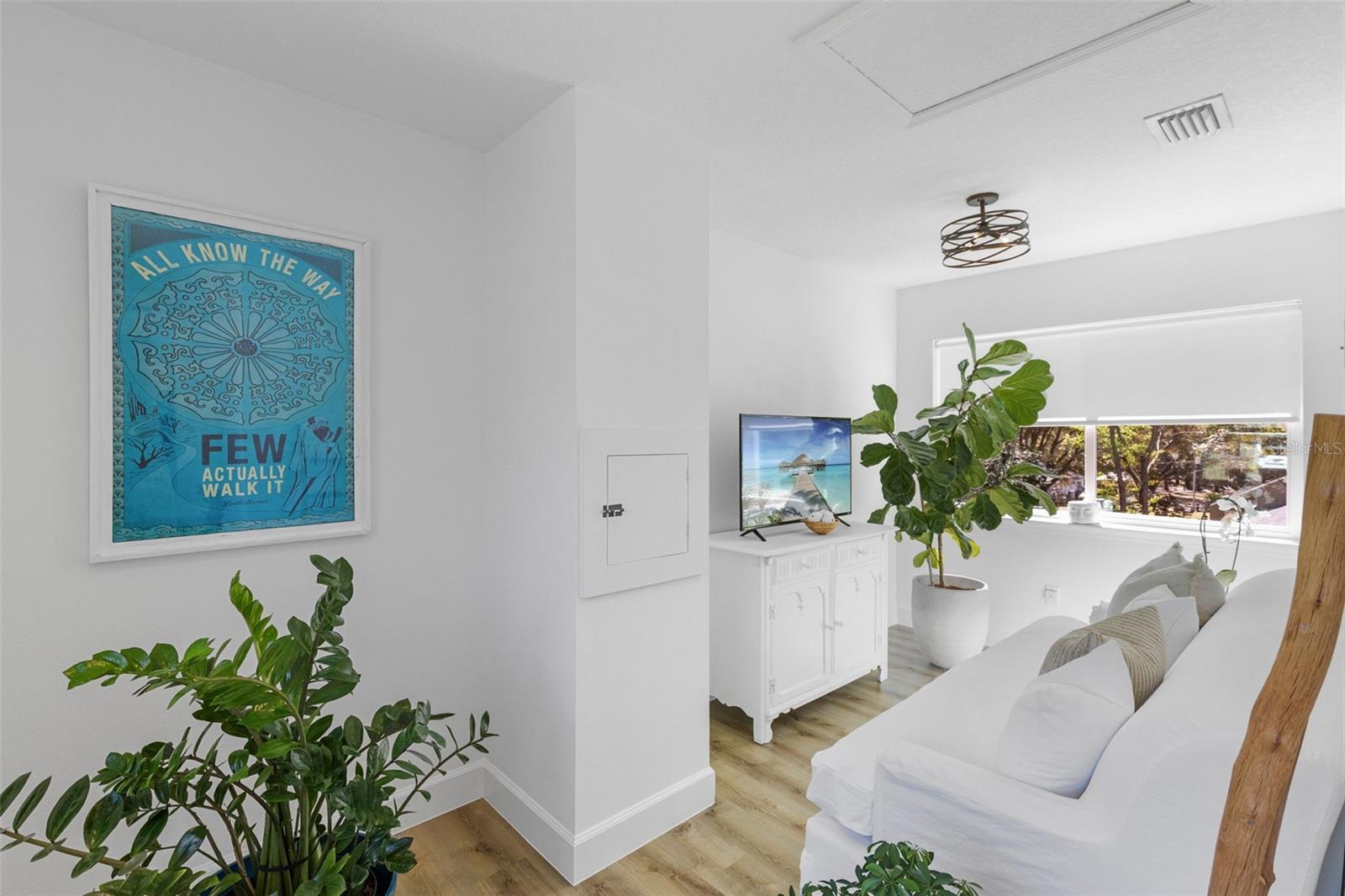 HARBAR OAKS - Residential