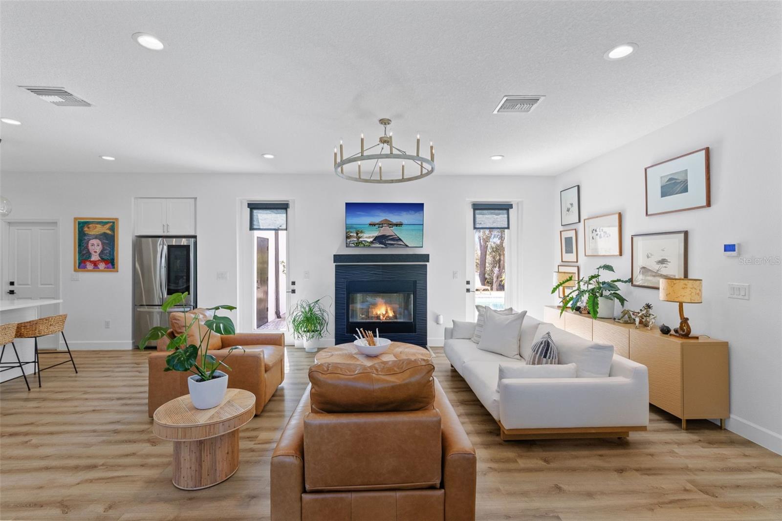 HARBAR OAKS - Residential