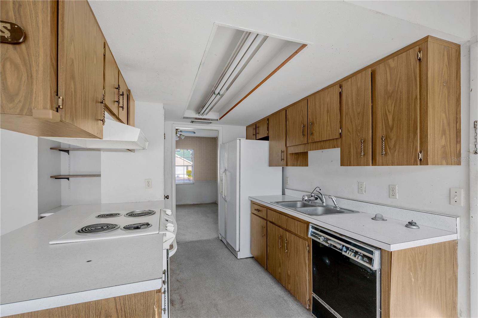 3717 SOUTHVIEW DRIVE