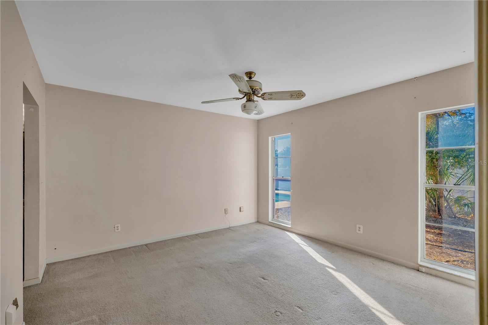 FOUR WINDS ESTATES UNIT 3 - Residential