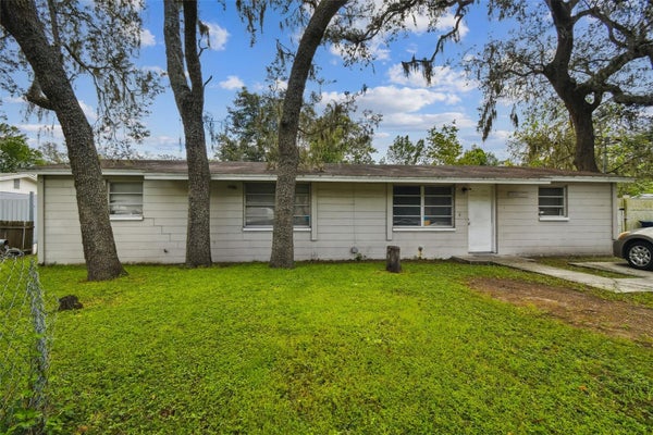 10101 N 11TH ST, TAMPA, FL 33612 - Image 0ca1b07cd0cc814bbcb7cb8ef508adb3/2628220255
