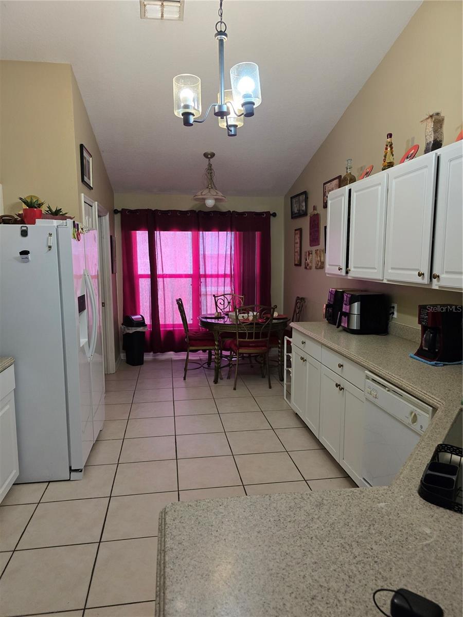 1639 NESTLEWOOD TRAIL
