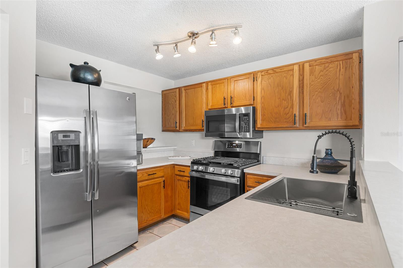 WINTERSET 03 A CONDO PH 01 - Residential