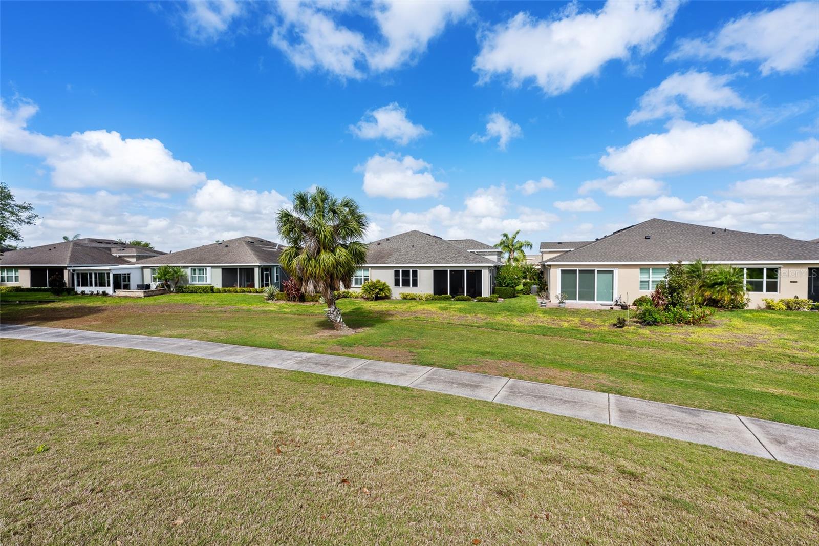 SUN CITY CENTER UNIT 274 & 2 - Residential